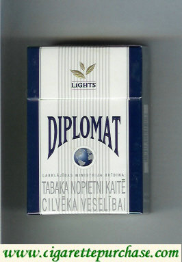 Diplomat Lights hard box cigarettes