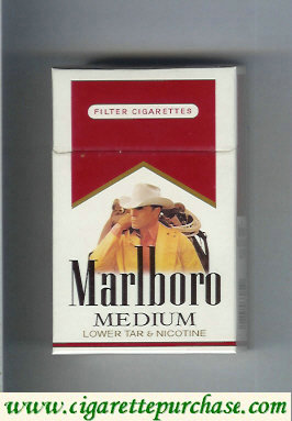Discount Marlboro with cowboy with lasso from behind Medium cigarettes hard box