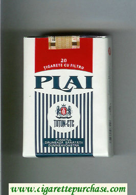 Plai white and blue and red cigarettes soft box